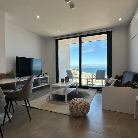 E1 Presidential Studios On High Floor With Stunning Sea Views 지브롤터 외부 사진