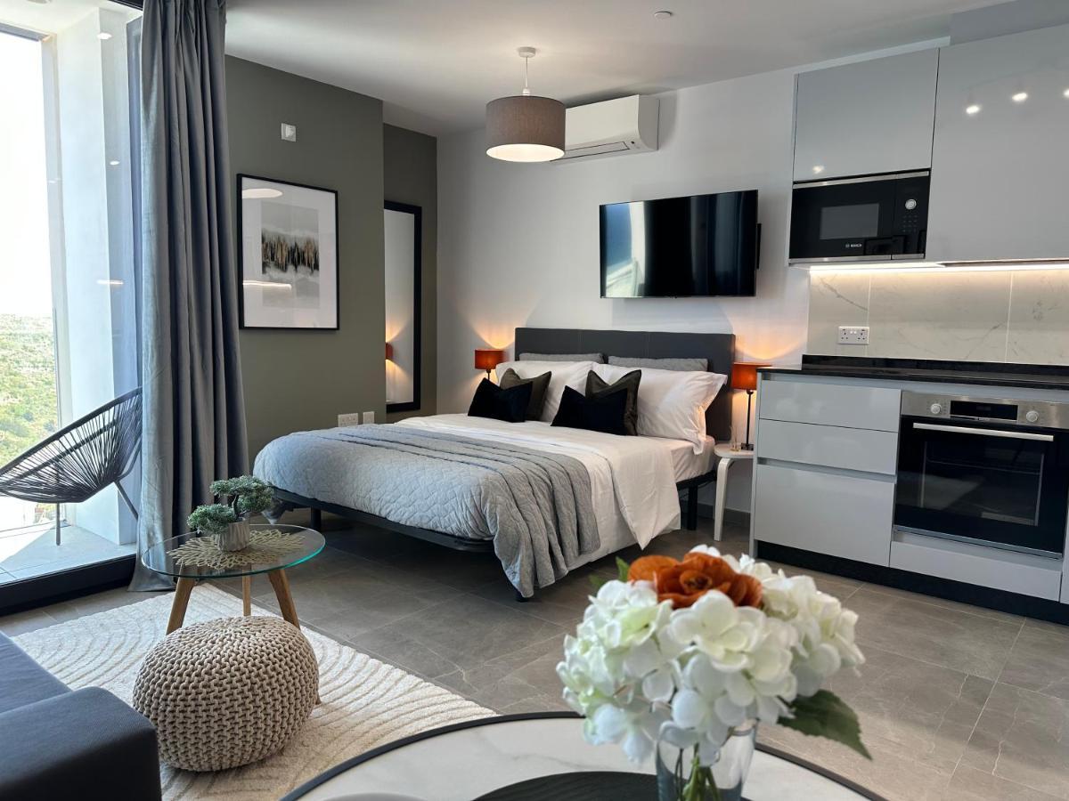 E1 Presidential Studios On High Floor With Stunning Sea Views 지브롤터 외부 사진