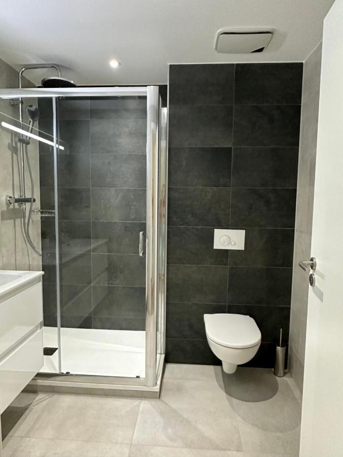 E1 Presidential Studios On High Floor With Stunning Sea Views 지브롤터 외부 사진
