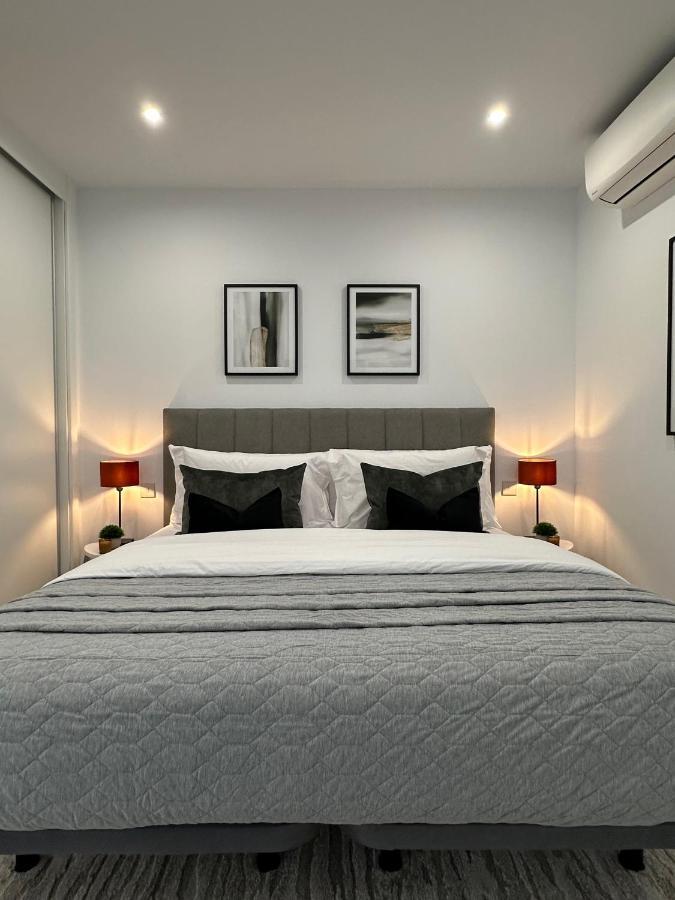 E1 Presidential Studios On High Floor With Stunning Sea Views 지브롤터 외부 사진